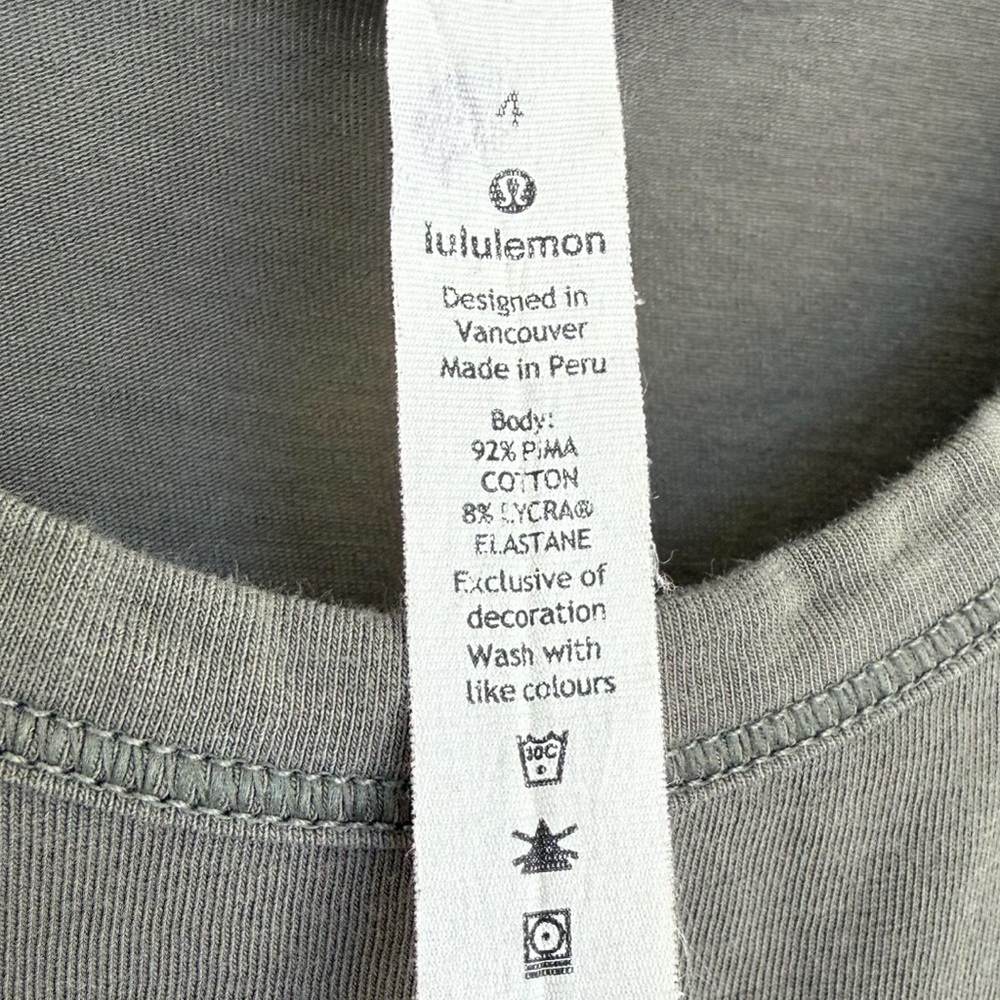 Lululemon All It Takes Tank SIZE 4 - Picture 3 of 4